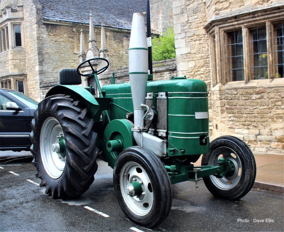 Vintage-Tractor1